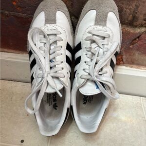 Adidas Men's White and Gray Sneakers